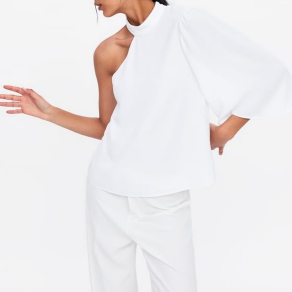 Zara White Asymmetric Top